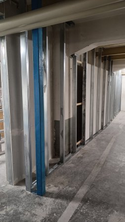 Fortgeschrittener Trockenbau, Juli 2024